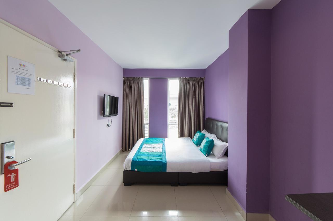 פטלין ג'איה De Jaya Hotel מראה חיצוני תמונה