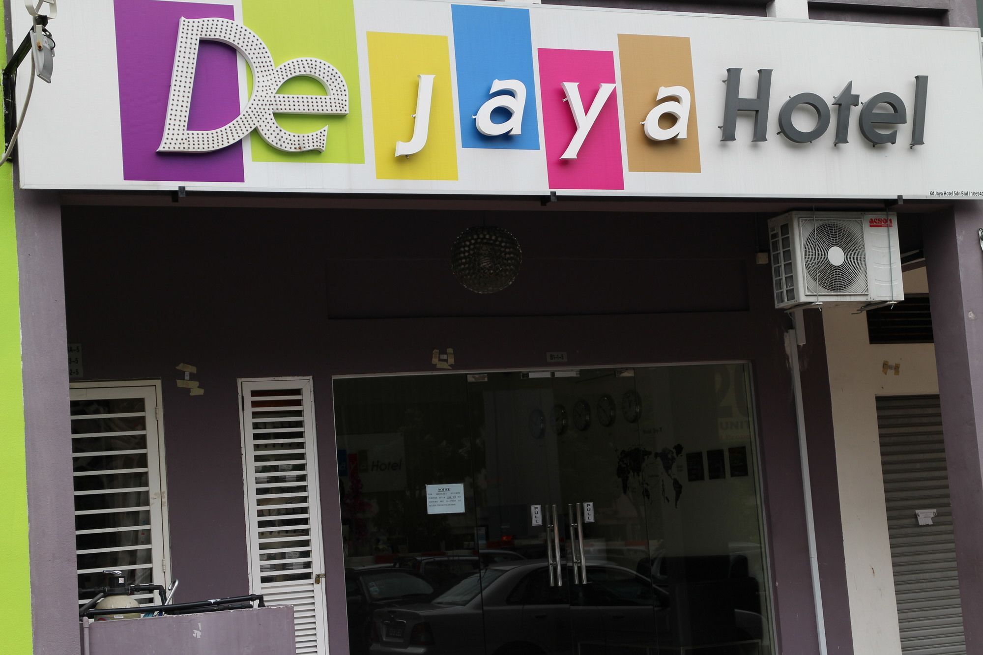 פטלין ג'איה De Jaya Hotel מראה חיצוני תמונה